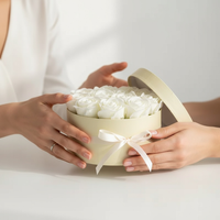 Flower Box Mydlany – Kremowe Róże | Elegancki Prezent na Dzień Matki Urodziny